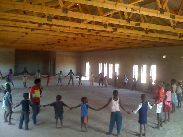 ZarasCenter's tweet photo. A beautiful day at Zara's Center!  #HIVPREVENTION #education #zimbabwe http://t.co/MhZyDbPD