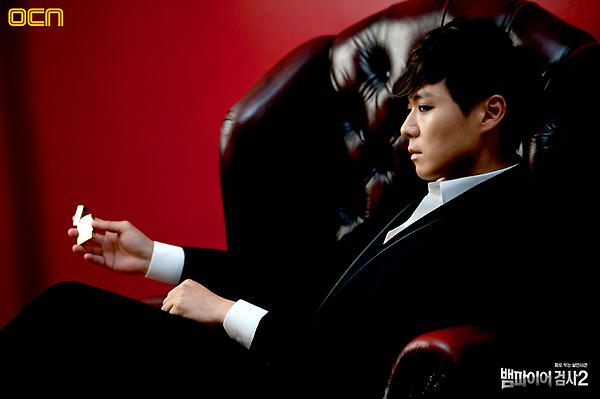 D-11 기념!!! <뱀파이어 검사2>강남스타일? 노노~ It's 뱀검스타일~!! 연정훈의 '간지 폴폴' 패션 스타일 전격 분석!! 자세한 내용은 블로그에서 확인하세...