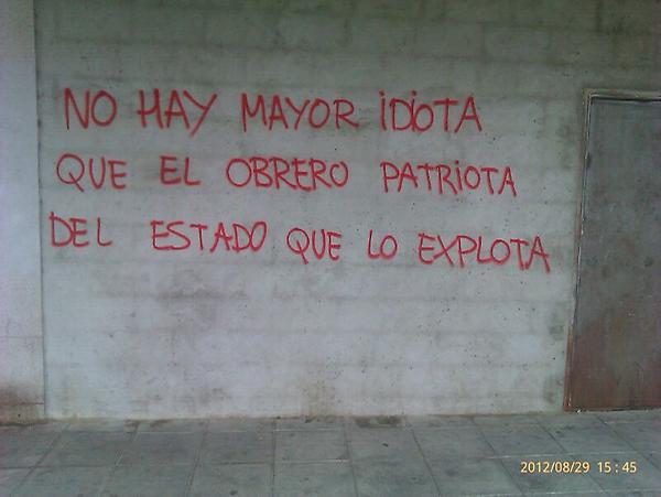 Parla_metroo's tweet photo. RT @CarolCordero_N RT @Olyrh: Visto en la Plaza Adolfo Marsillach en #Parla,un pueblo obrero y orgulloso de serlo. http://t.co/QEOXv2YH