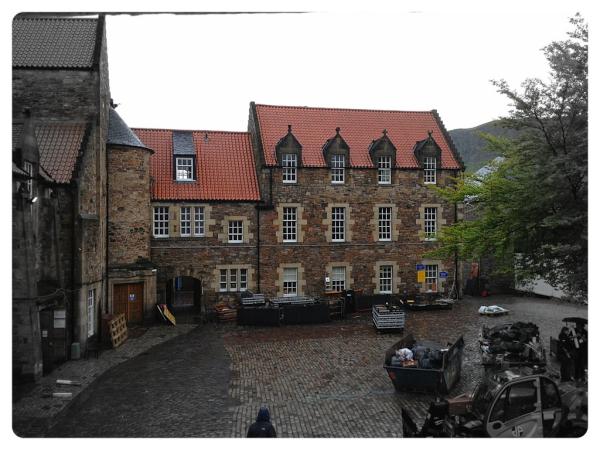 ThePleasance's tweet photo. This is what the Courtyard looks like the other 11 months of the year http://t.co/VA361Kye