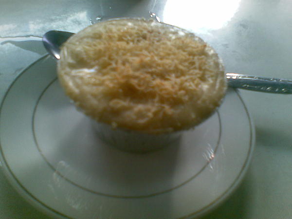 TongkronganSolo's tweet image. Baked Macaroni #oliveKitchen yg ukuran kecil 10rb aja, suer enak banget.