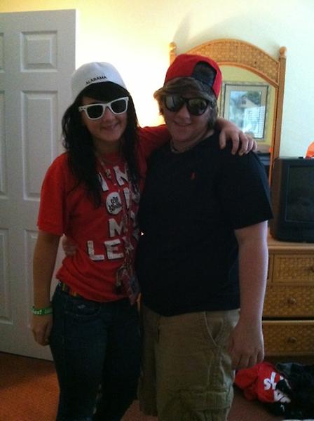 AshleeBeard0420's tweet image. #tbt #springbreakk #imissit #lovemybesfran &amp;lt;333 @B_King850