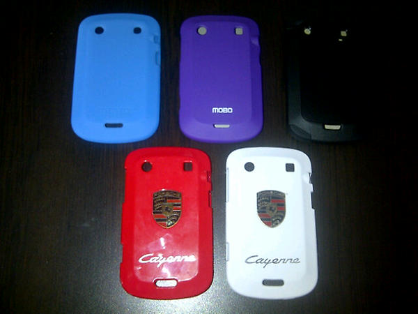 celphone_center's tweet image. Protectores Bold 4 tenemos 15 modelos variados. Sólo en @BB_Center #SmartPhoneService