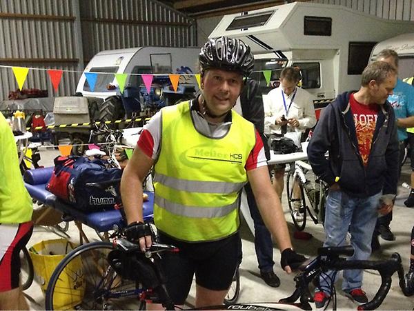 BasDubois's tweet image. Zo de eerste 100 km zitter er op! #cfh2012 #regen