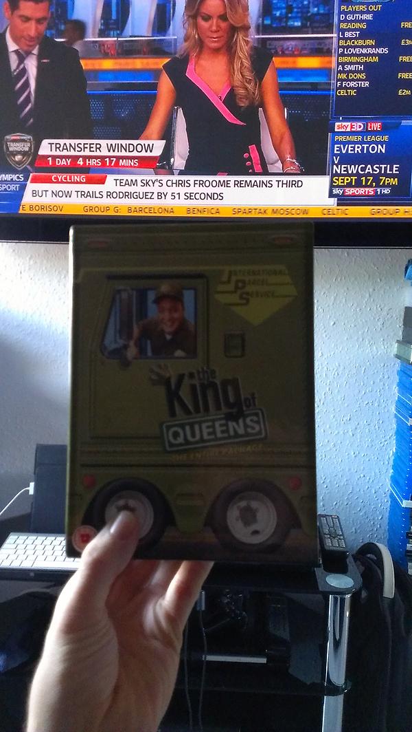 andyraf87's tweet image. A few DVD nights in :) #kingsofqueens #funny