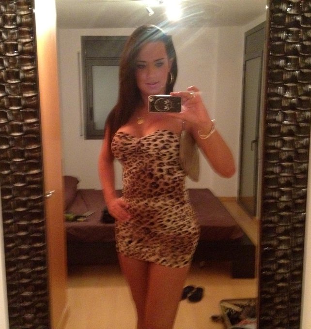 David guetta tonight? http://t.co/7wblyLdb<a href="/tag/galway"class="tags"><span>#galway</span></a>