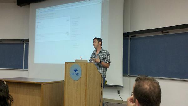 Bryathlon's tweet image. @KellyAbbott laying down the @realtidbits awesomeness #sdtechfounders