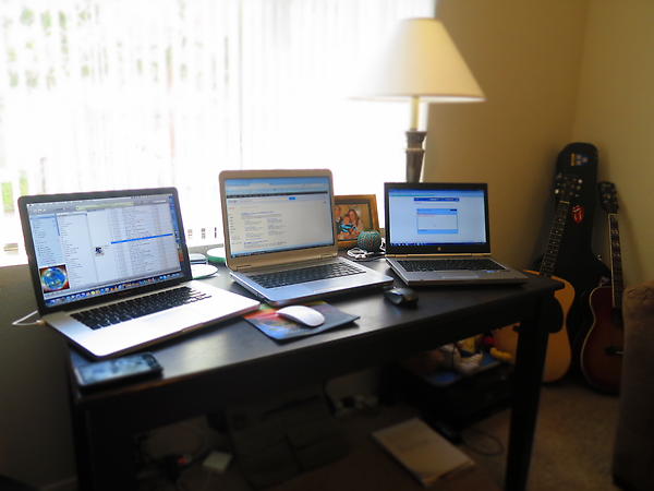 RuckinRoman's tweet image. OK I&apos;m in joke shop territory now with hardware #PreciousMac #BackUpSony #WorkPC