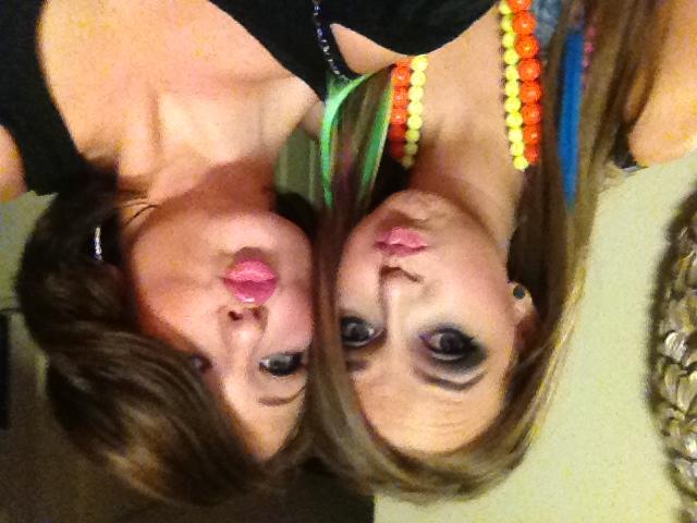 Going to @pressleycarter b-day party http://t.co/WfcusEAc<a class="tags" href="/tag/pressleycarter">@pressleycarter</a>