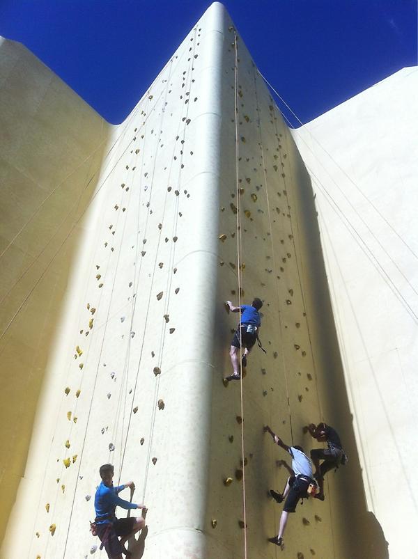 Samantha A M Blake tweet media