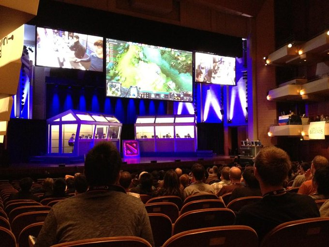 Watch BurtonJ's leaked NSFW photo on TwXstars