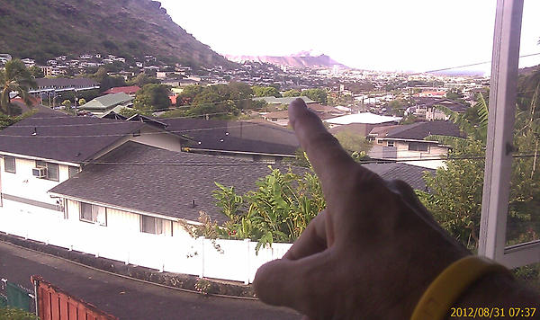 RSeeney's tweet photo. @LIVESTRONG Run start at Diamond Head Triangle Park tomorrow morning supporting #YellowFriday, 12 miles at 6am ish. http://t.co/Kxccq3om
