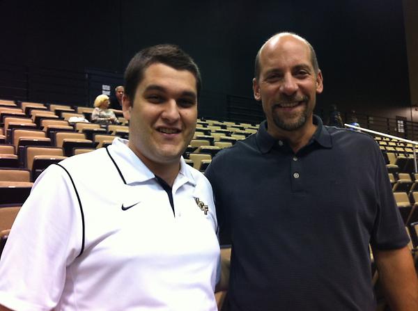 AndrewJennette's tweet photo. Oh hey John Smoltz. #CyYoung #HallOfFamer http://t.co/jw1Yg53R