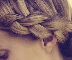 modeforgirls's tweet photo. Wie kan er zo'n mooie vlecht maken? #modeforgirls http://t.co/4n9kykxG