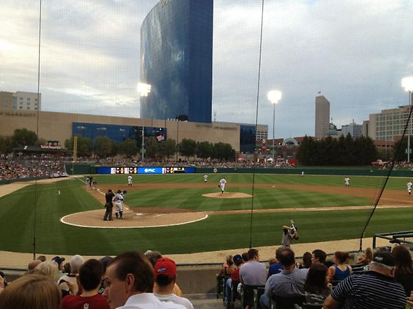 AlexKassenbrock's tweet image. Injuns game. #warmish