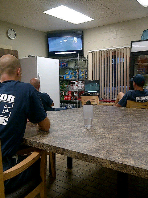 thralldemon's tweet image. #forksoverknives at the deuce. Opening the guys eyes. #thirdtimeinaweek #spreadingtheword #plantstrong. @Engine2Diet