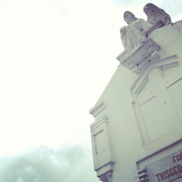 ronivalle's tweet photo. RT "@gangbadoy: Alexis Tioseco Feb 11, 1981-Sept 1, 2009. #alexistioseco #Pampanga #dalaw http://t.co/yiQ45TcL"