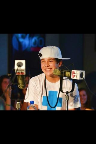 Austin_Support_'s tweet photo. Forget the Drama &amp; lets talk about how cute our Austin is . hhybwudkdb.😍☁ http://t.co/PRFUvx05