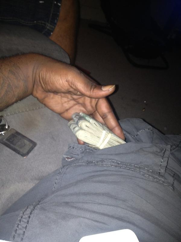 4thwardBigD's tweet photo. It can b all on u!!! just play ya part.... http://t.co/vzmhKc5x