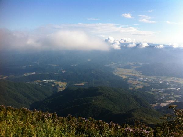 tanachu83's tweet photo. 登山してきたーヽ(・∀・)ﾉ
標高:1377ｍ、
距離:6km×2 http://t.co/aRd4gVVA