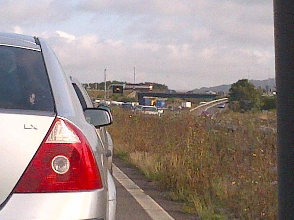 HemsB_1988's tweet image. Traffic wankers. Bumper to bumper. Haven't even reached Gloucester yet. FML @SidAzad @AmmoSingh #trafficwankers