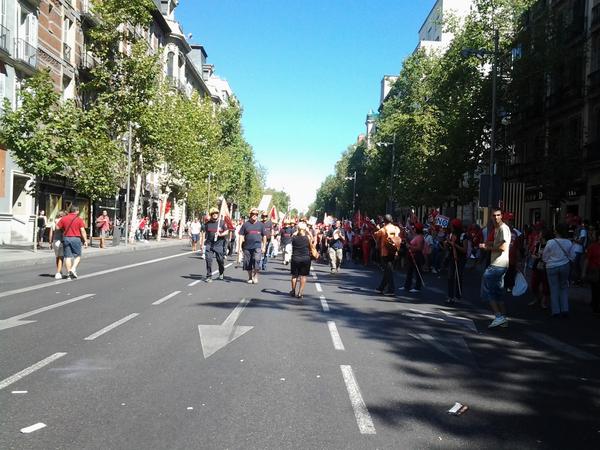 Serrano y la c/Recoles no estan cortadas y casi nos pillan #15