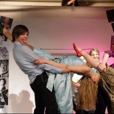 Embedded image permalink