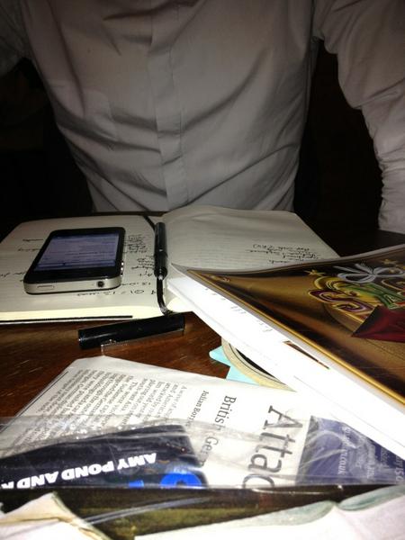 SHOESTRINGmag's tweet photo. The working desk of The Strings of Manchester! http://t.co/tpUHuGkU