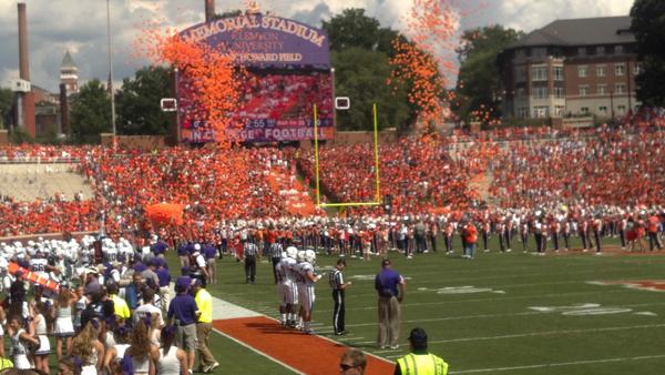 FredAndButter's tweet photo. Howard's rock! #gofurman #beatclemson http://t.co/wBGt5KMM