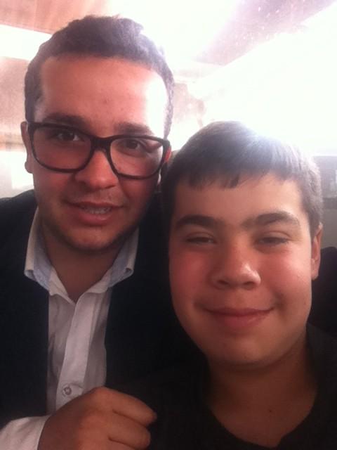 Nelsonpolania's tweet photo. Acá con mi hermano @JuanValenciaP http://t.co/MIEKEmNp