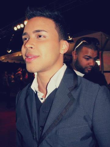 PrinCee_royCe's tweet photo. <3 <3 <3 http://t.co/XSoFJYMr