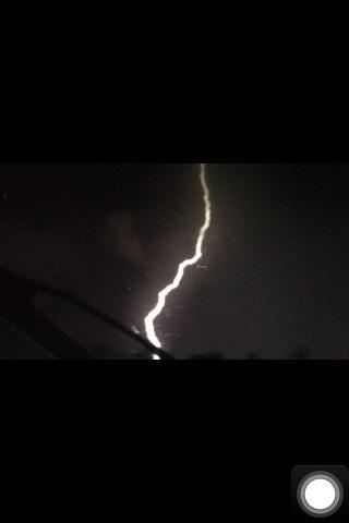 maru_vinhas's tweet image. Hasta que lo capte! Desde el auto #Flashlighting en carretera Duarte