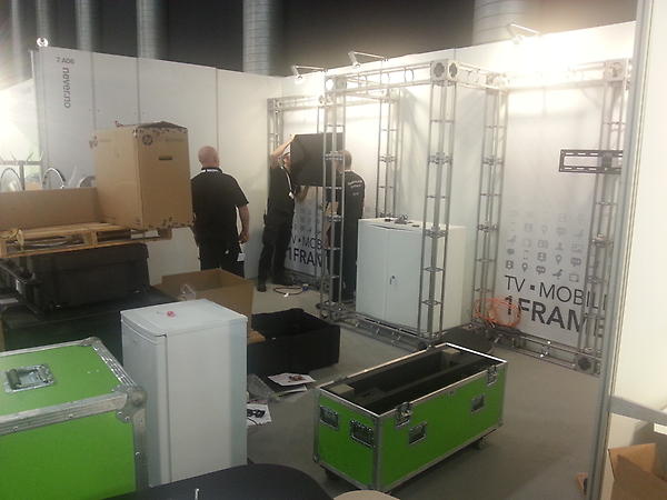 Dizplai's tweet photo. The never.no booth is coming together in preparation for the IBC Show! Visit us from Friday at booth 7.A06 #IBCSHOW http://t.co/rAqghwwB