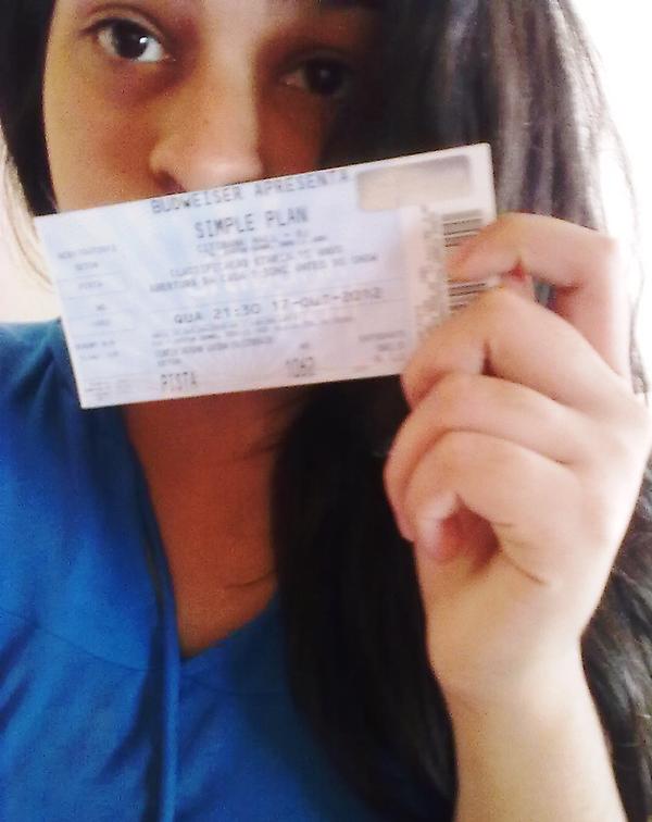 KobinhaMeuAr's tweet photo. Let's go Simple Plan,Brasil te espera,vem dia 17/10 :D http://t.co/57n4hIEM