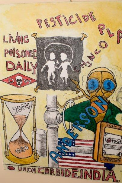 ART4Uofficial's tweet photo. #living #poisoned #daily | by HT http://t.co/Cq6ObHtD