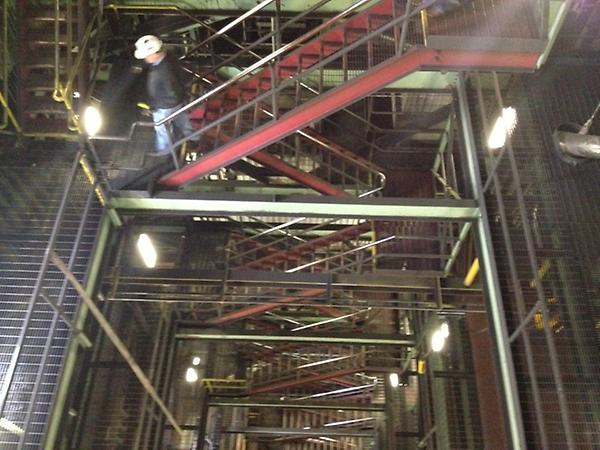WBrettWilson's tweet photo. Cool shot of one inside staircase.... #MaximPower http://t.co/3v7tQi2T