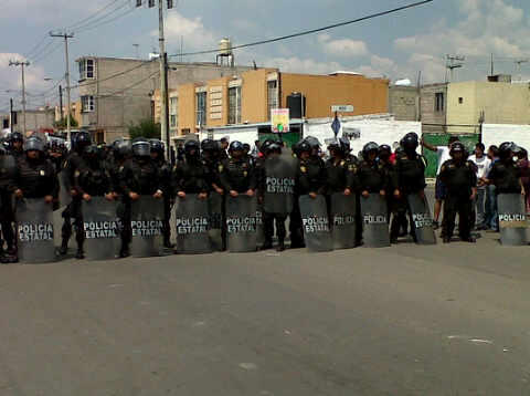 policia enfrentamiento