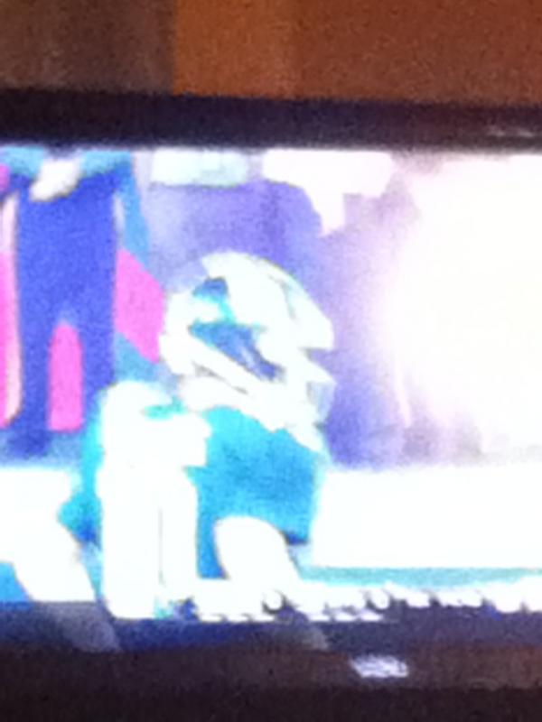 ezg999's tweet photo. Watching #NFLKickoff cowboys vs giants awesome goo cowboys http://t.co/txEIgasM