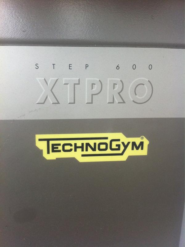 Muscledog's tweet photo. Professional stepper from TechnoGym.
XT Pro 600, from me to you : When the price is right! http://t.co/TypjwZF6