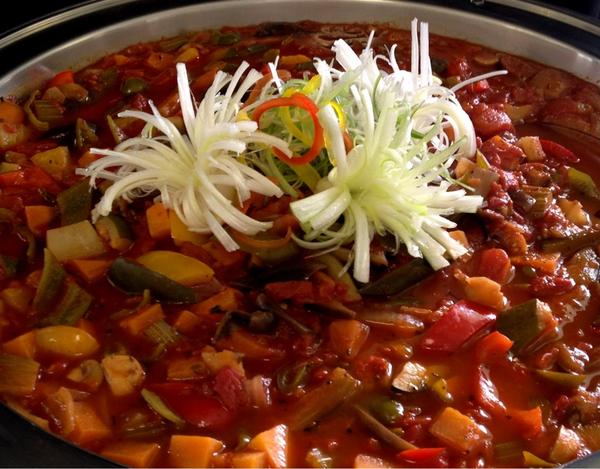 CezarsKitchenKK's tweet photo. The fall vegetable ragout tasted delicious today at SIS! http://t.co/PK16NJsL