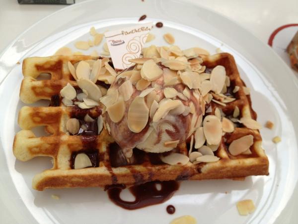 dOLLyTaufik's tweet image. Coco Baileys Wafel ╰̊(๑ˆڡˆ๑)╯̊ #pancious