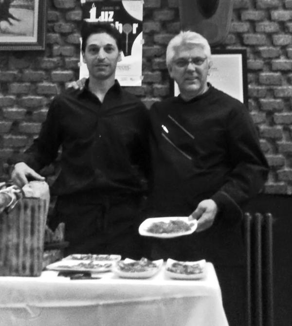 Durante las fiestas de #Palencia estuvimos 5 días en Casa Lucio con nuestra especialidad: cortar jamón