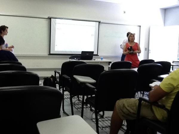 silvanatf's tweet image. Começando o GT Conteúdos Digitais e Convergências Tecnológicas no Intercom -Fortaleza. #conteudosdigitaisintercom2012