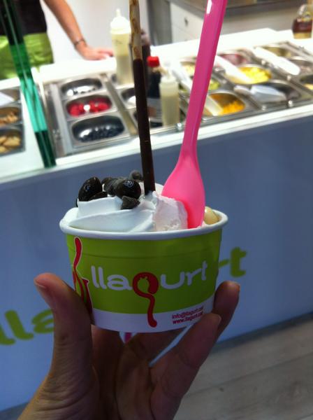 Amen!!! “@AnnaCejudo: El mejor frozen yogurt que he probado, sin duda!! Llagurt Sant Cugat ”