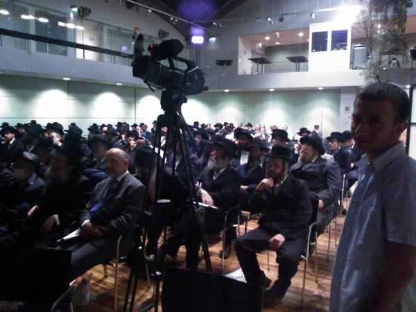 R_Domnich's tweet photo. Filming perhaps the biggest event we ever had http://t.co/L0r3I4P0
