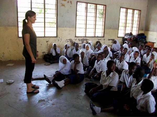 KiliProject's tweet photo. New people on board :) Colette welcome in The Kili Crew http://t.co/VzQcF2N1 http://t.co/RvGf8AvY