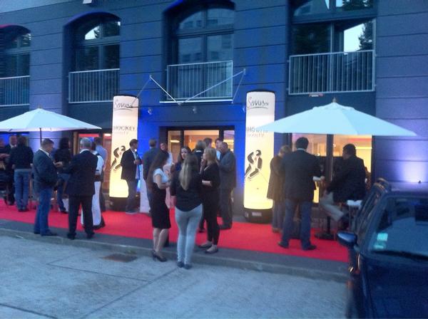 Gute Nacht von der DEL-Saisonauftakt-PK aus Berlin:-)