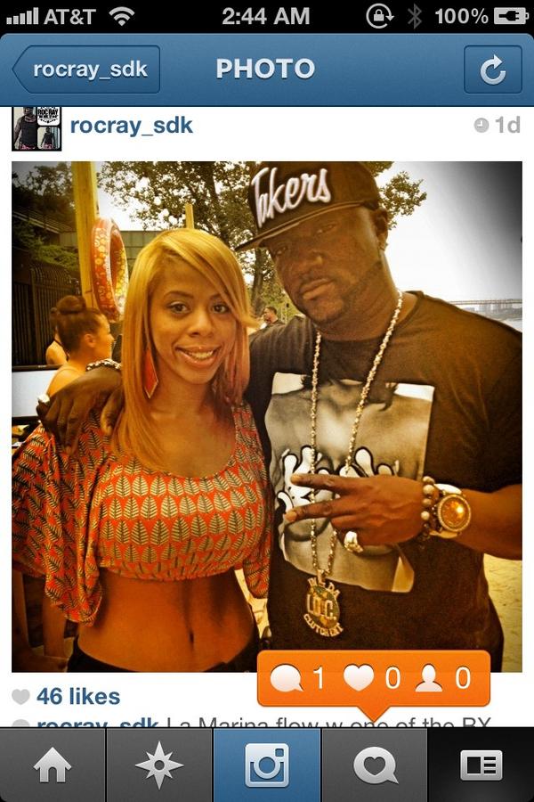 shoebugsam's tweet photo. Shout to @RocRay http://t.co/SLj5UZLR
