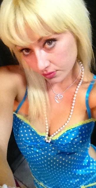 gemz1love's tweet image. #sheGot #theWorld in #herTRANCE her #trance #rightNow