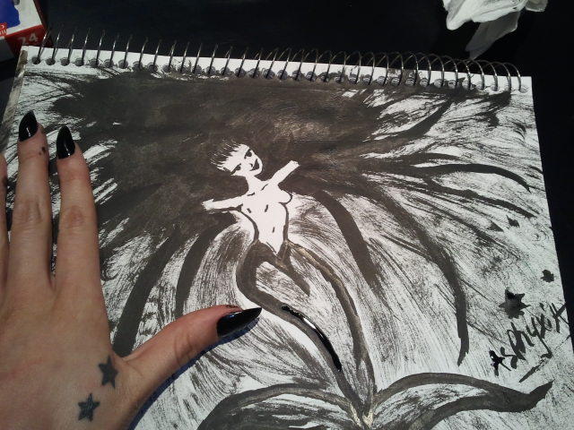 this is what i drew for my love @skin_diamond #yay http://t.co/PjNNSv7n<a class="tags" href="/tag/skin_diamond">@skin_diamond</a><a href="/tag/yay"class="tags"><span>#yay</span></a>